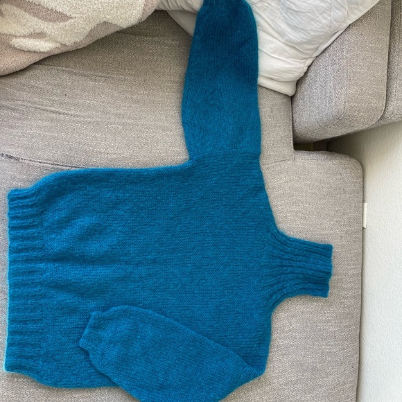 Margaretta Turtle Neck Sweater - Picture 3 of 4